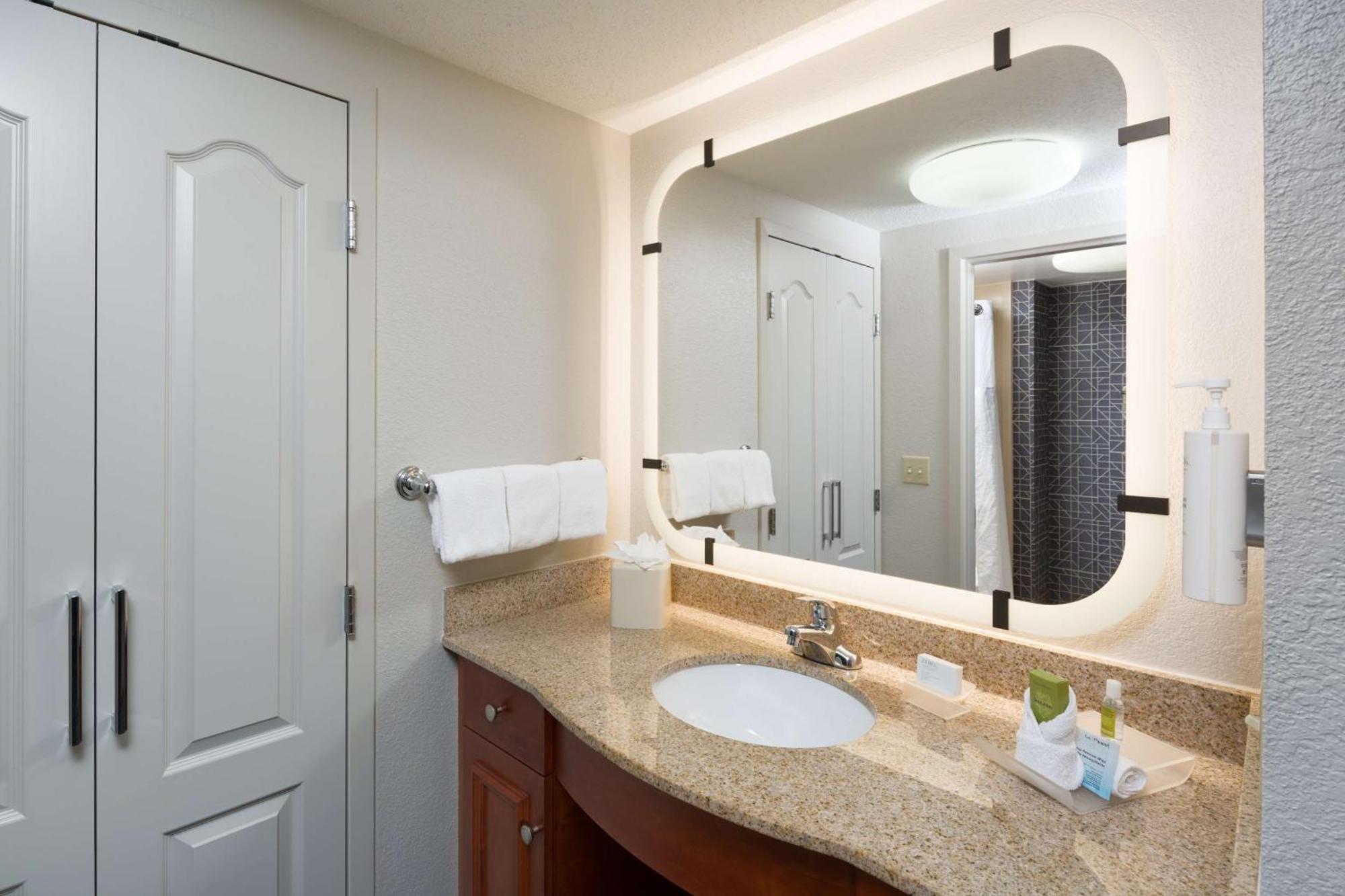 New Windsor Homewood Suites By Hilton Newburgh-Stewart Airport מראה חיצוני תמונה