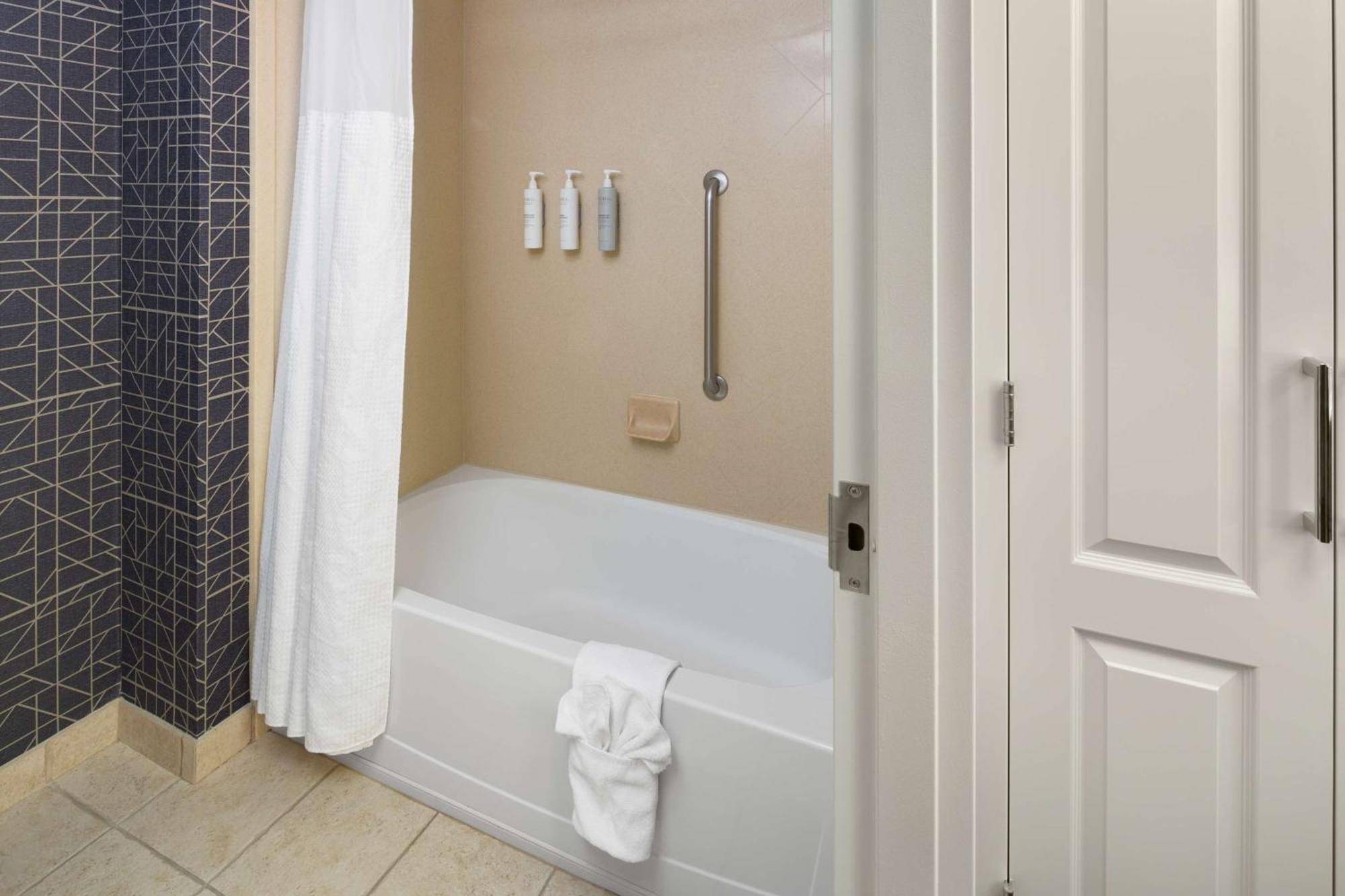 New Windsor Homewood Suites By Hilton Newburgh-Stewart Airport מראה חיצוני תמונה